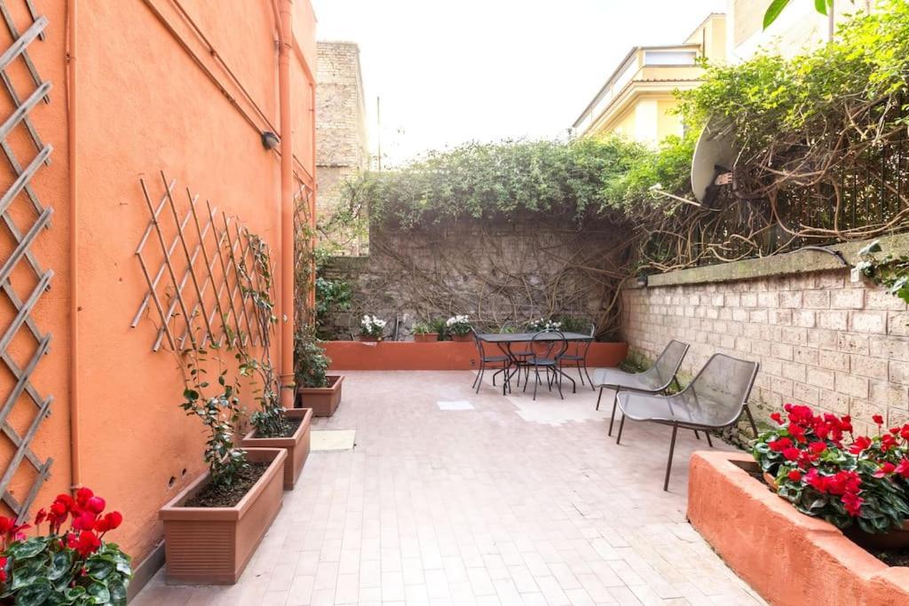 Apartment Il Giardino Di Linda A San Pietro Roma Eksteriør bilde
